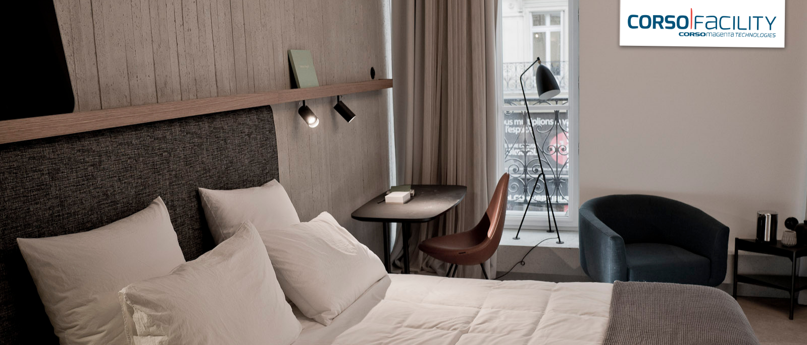 Hotel paint bedrooms bathrooms fast and esay application, Installation of CorsoFacilty for Holiday Inn hotels